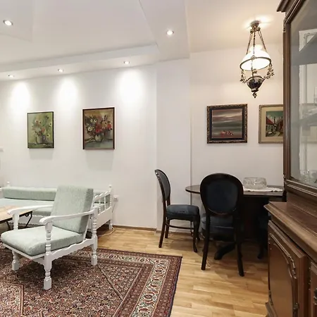 Snug, Homely By The Temple Appartamento